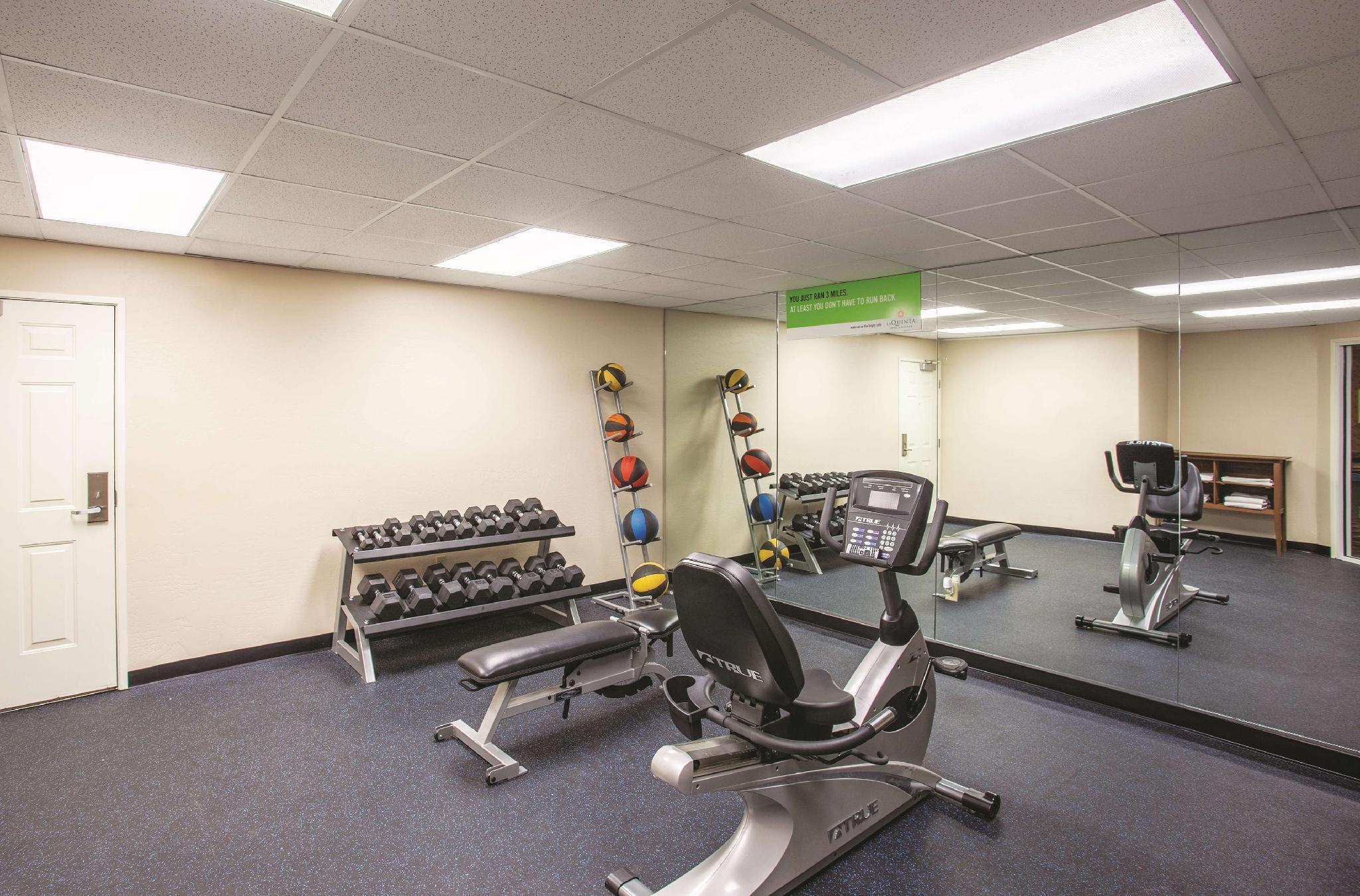 La Quinta By Wyndham Visalia/sequoia Gateway Hotel 4*